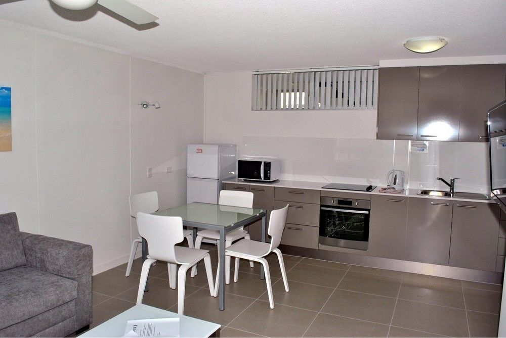 The Shore Apartments - Beachfront Gold Coast Buitenkant foto