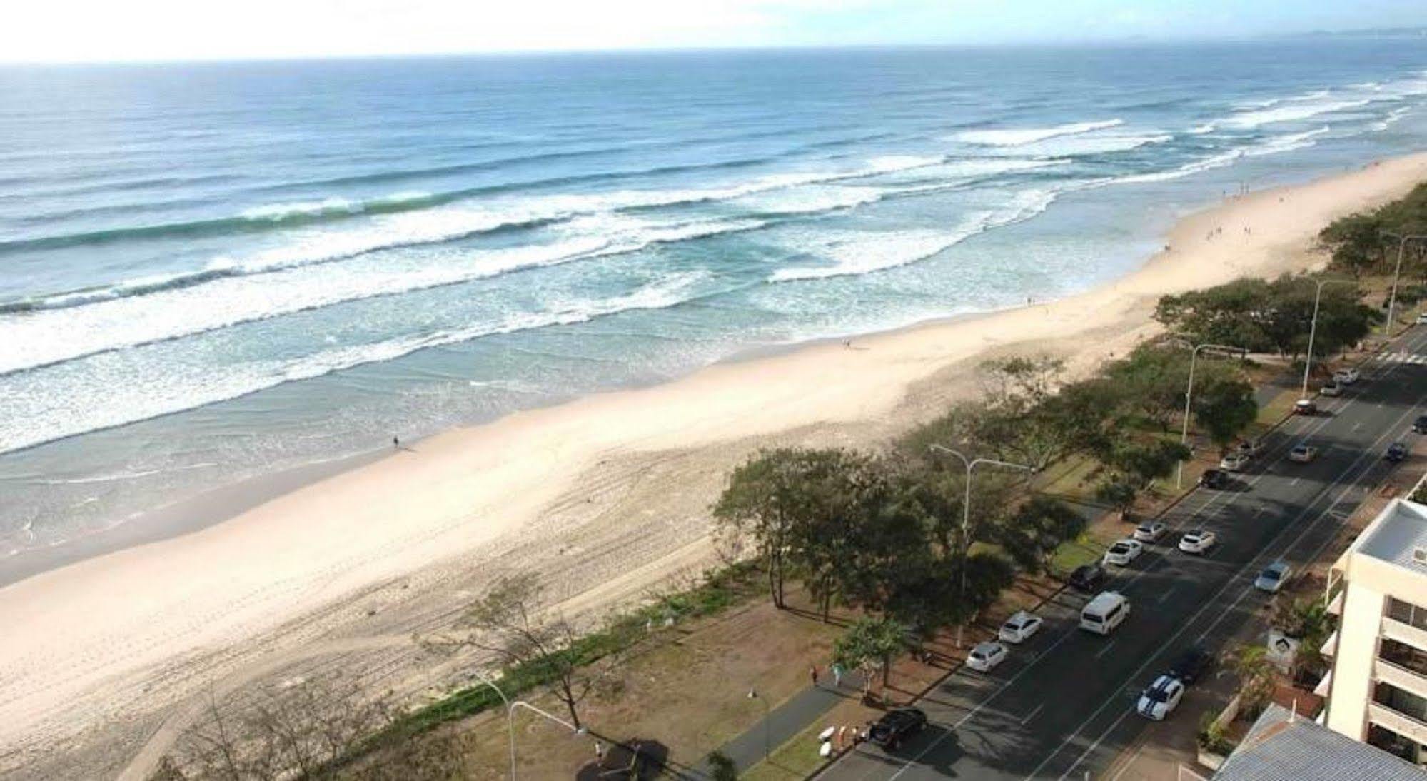 The Shore Apartments - Beachfront Gold Coast Buitenkant foto