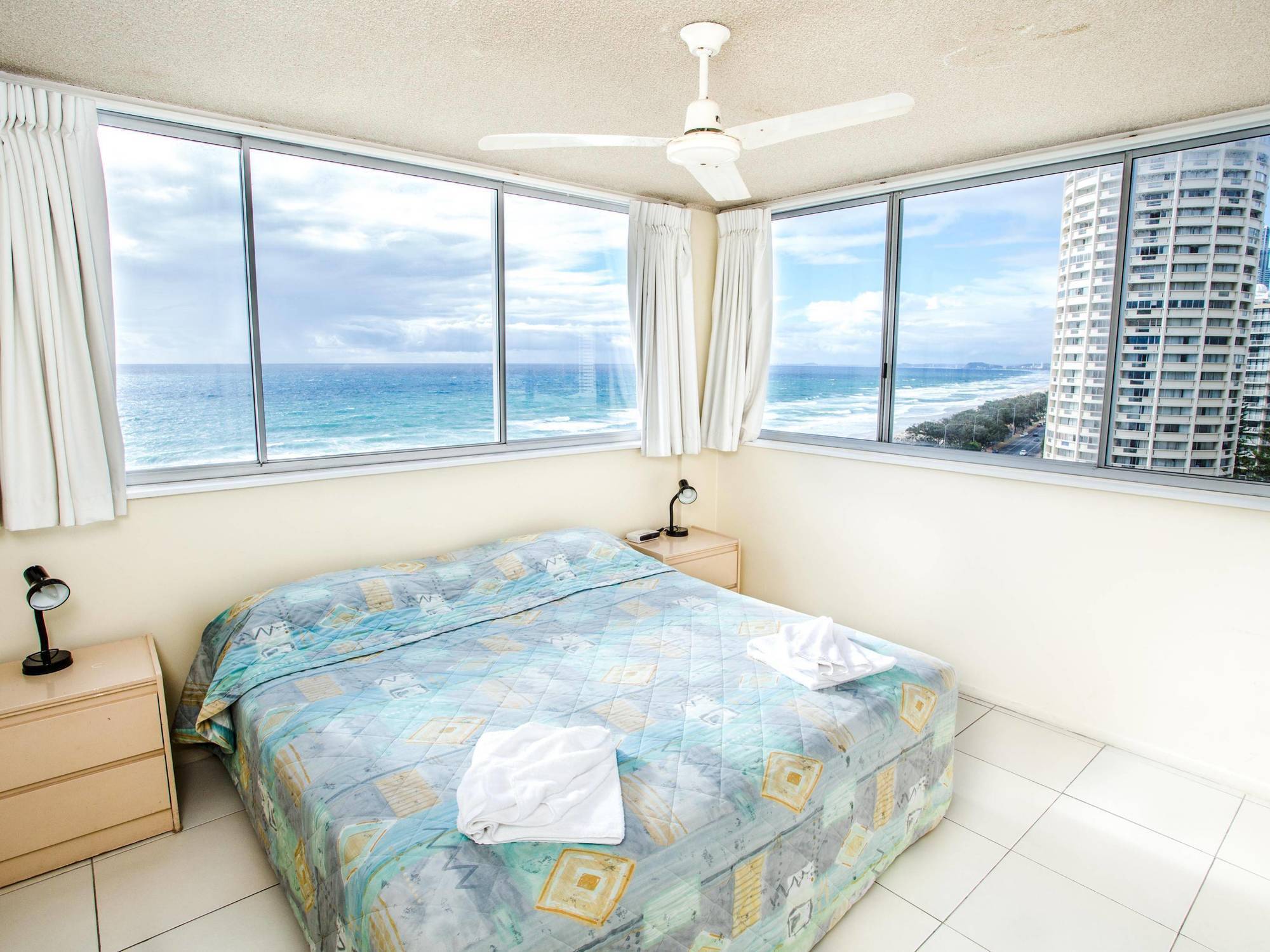 The Shore Apartments - Beachfront Gold Coast Buitenkant foto